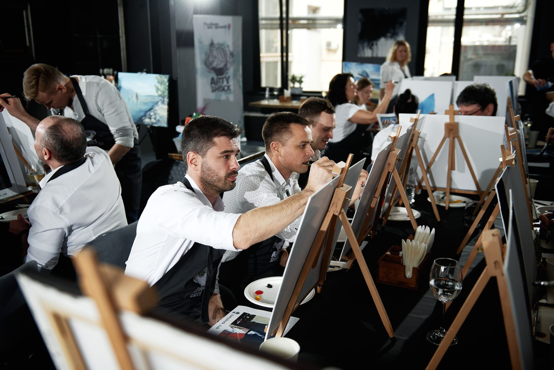 Kunst als Teambuilding-Maßnahme: Kreative Wege für Unternehmen in Berlin I Art Space Berlin