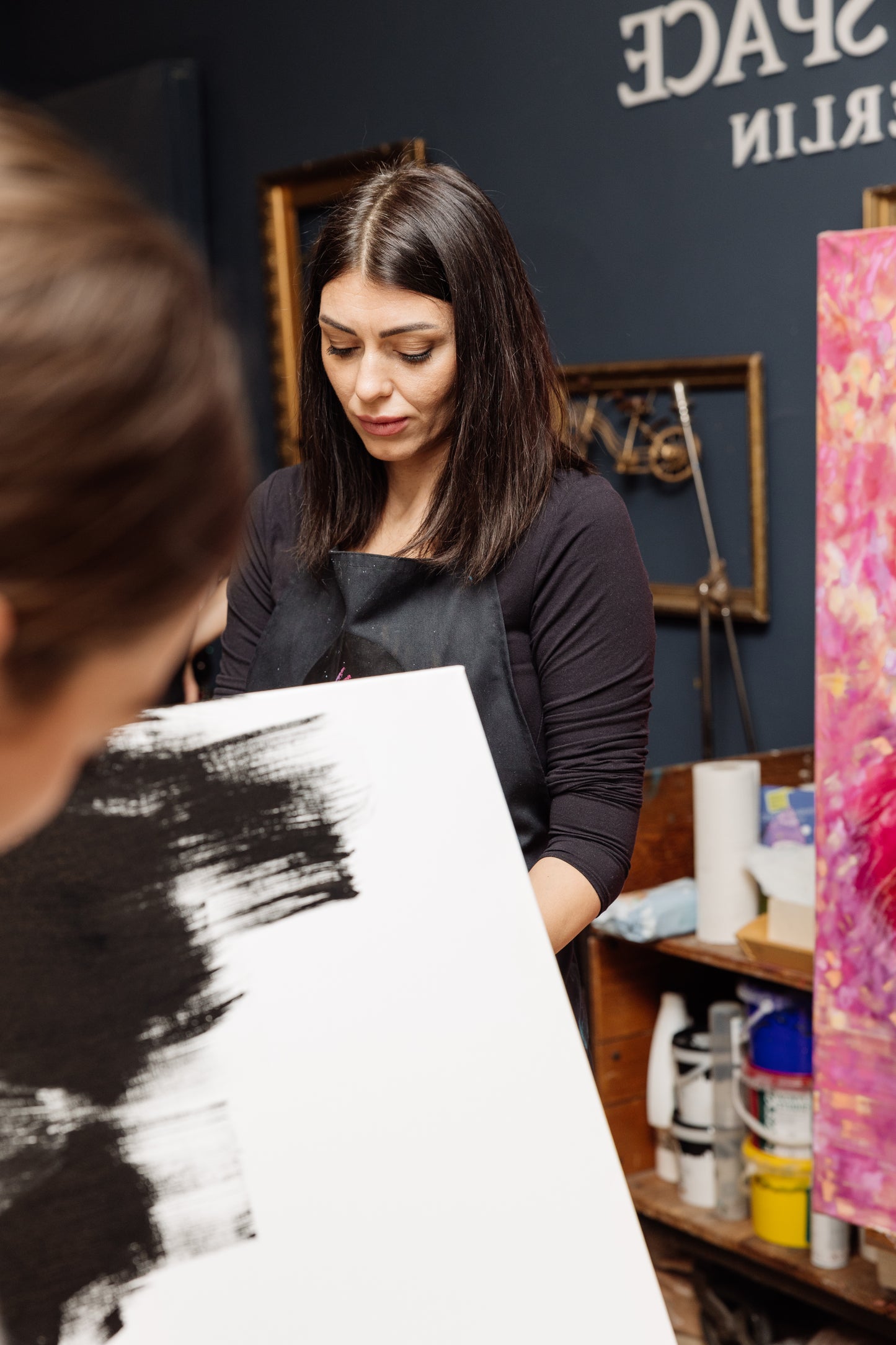 Open Atelier Malkurs für Erwachsene in Berlin – Individuelles Malen mit persönlicher Betreuung